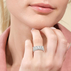 3 CT. T.W. Emerald-Cut Certified Lab-Grown Diamond Seven Stone Anniversary Band in 14K Gold (F/SI2)