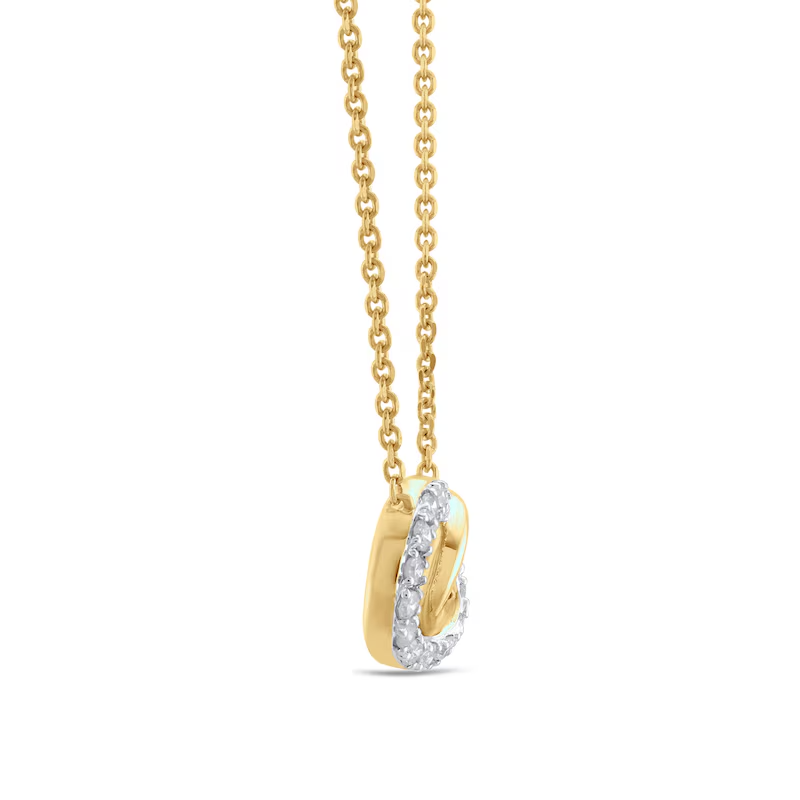 1/10 CT. T.W. Diamond Interlocking Circles Necklace in 10K Gold