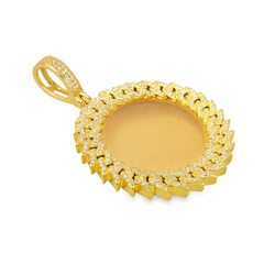 0.74 CT. T.W. Diamond Memory Pendant in 10K Yellow Gold