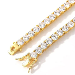 2.40 ctw 10K Yellow Gold Diamond Clover Bracelet