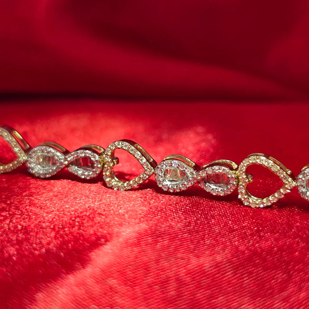 Infinity Heart Bracelet 1.50 ctw Diamond 10K Yellow Gold