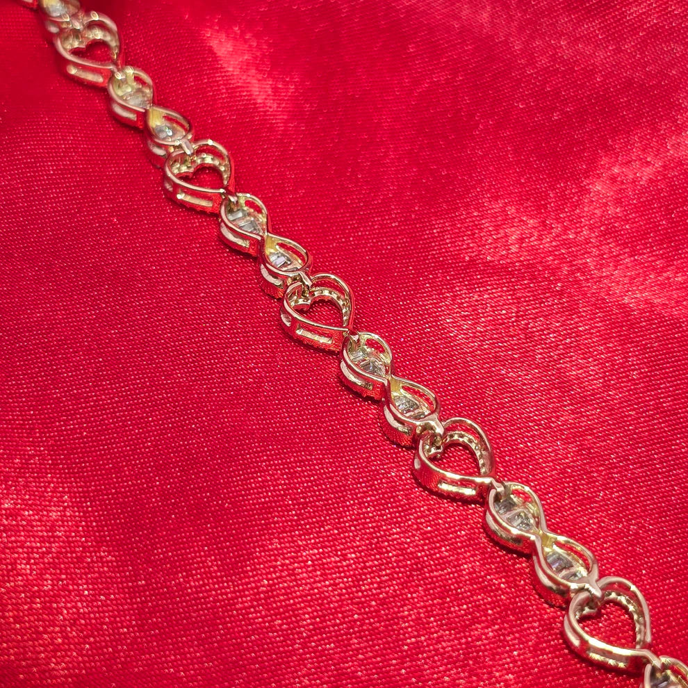 Infinity Heart Bracelet 1.50 ctw Diamond 10K Yellow Gold